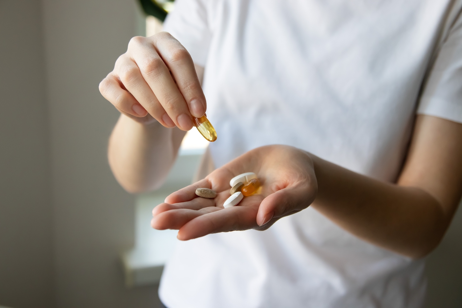 Niedobory witamin – jak rozpoznać objawy i kiedy warto zrobić badania?